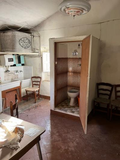 Image No.17-2 Bed House for sale