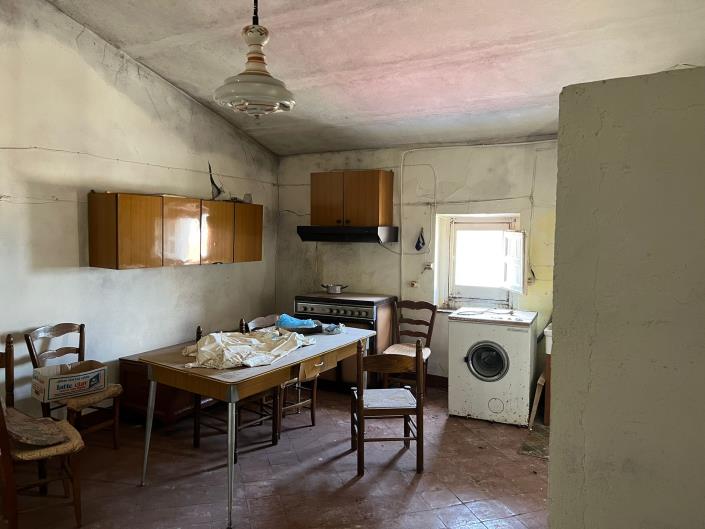 Image No.24-2 Bed House for sale