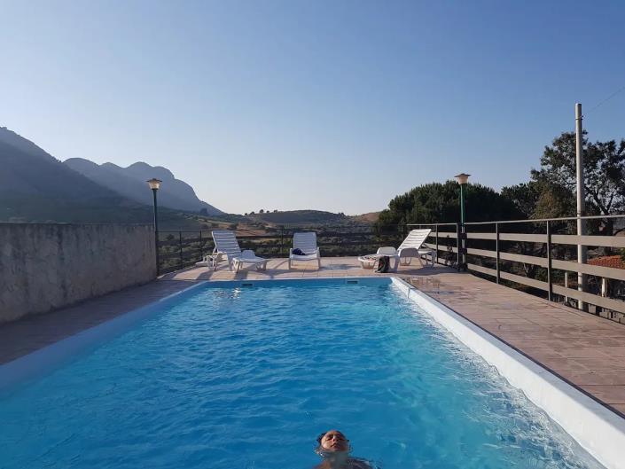 Image No.19-3 Bed Villa for sale