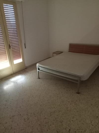 Image No.4-2 Bed House for sale