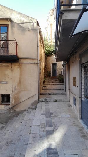 Image No.2-3 Bed House for sale