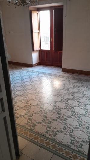 Image No.9-3 Bed House for sale