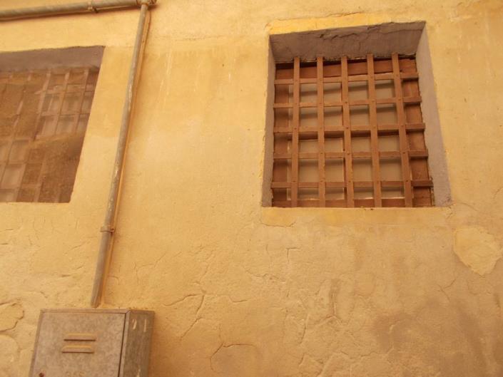 Image No.5-2 Bed House for sale