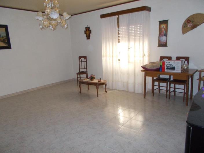 Image No.15-2 Bed House for sale