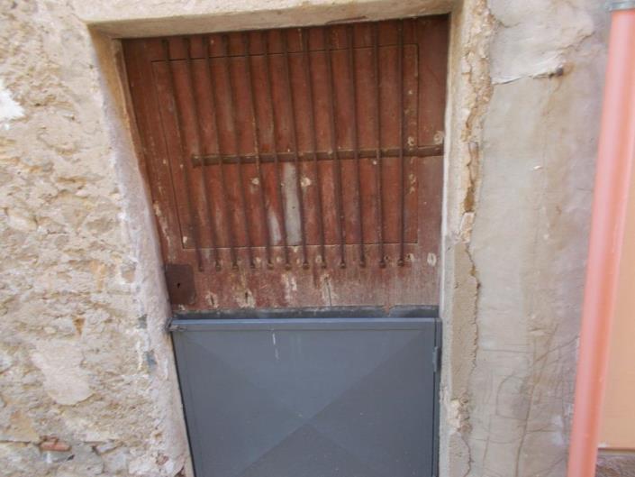 Image No.27-2 Bed House for sale