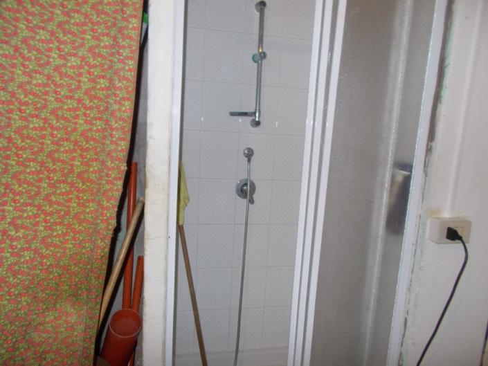 Image No.8-2 Bed House for sale