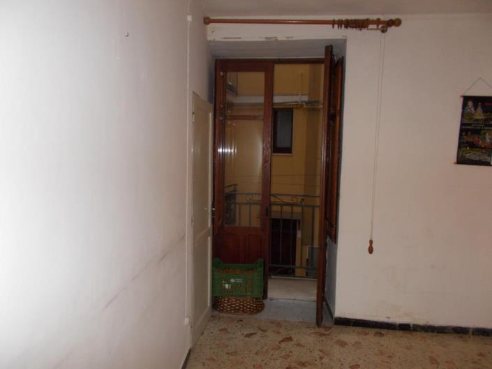 Image No.16-2 Bed House for sale