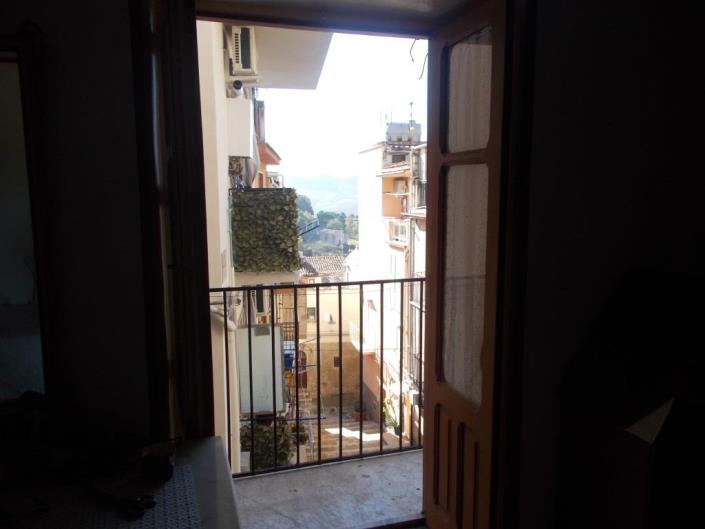 Image No.16-3 Bed House for sale