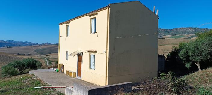 Image No.4-2 Bed House/Villa for sale