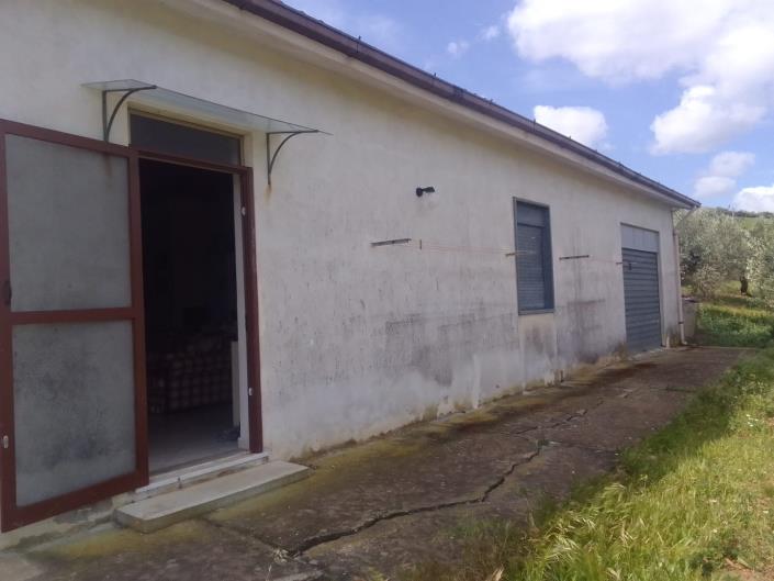 Image No.5-Villa de 2 chambres à vendre à Caccamo