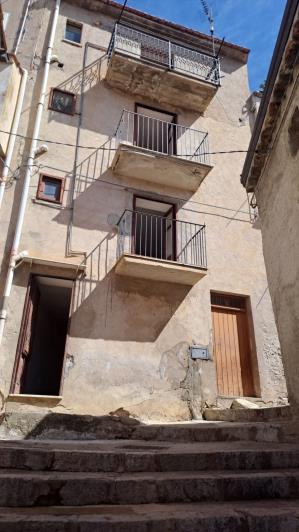 Palermo, House