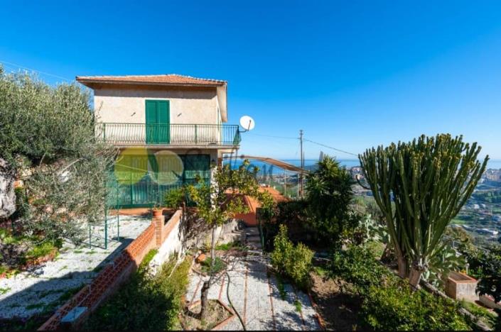 Image No.36-3 Bed Villa for sale