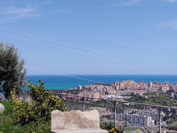 Image No.30-4 Bed Villa for sale