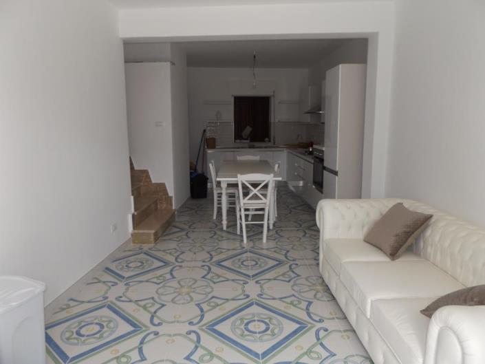 Image No.2-Maison de 2 chambres à vendre à Caccamo