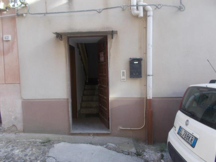 Image No.7-Maison de 4 chambres à vendre à Caccamo