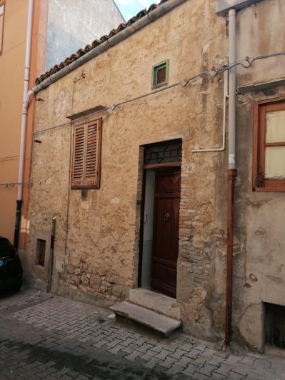 Image No.31-2 Bed House for sale