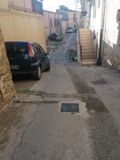 Image No.36-2 Bed House for sale