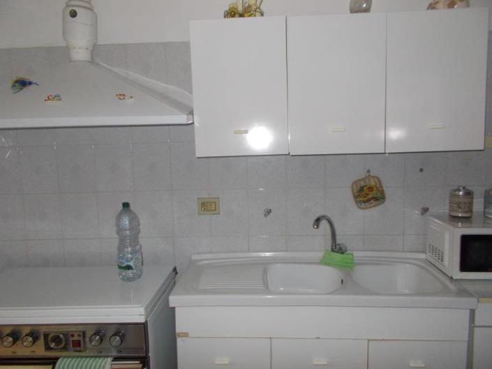 Image No.25-2 Bed House for sale