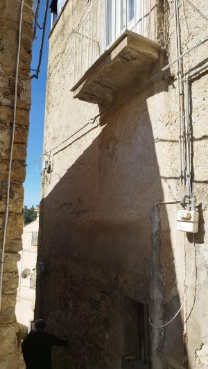 Image No.12-2 Bed Townhouse for sale