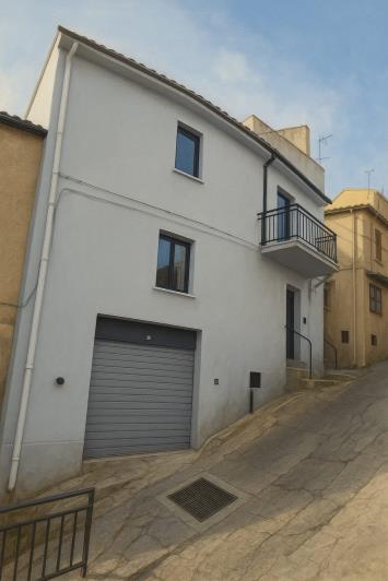 Image No.1-1 Bed House for sale
