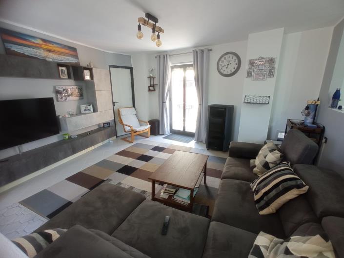 Image No.2-1 Bed House for sale