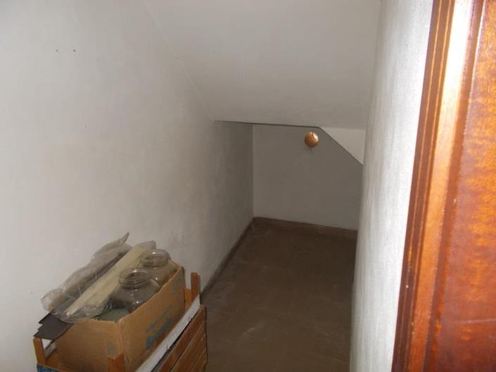 Image No.20-5 Bed House for sale