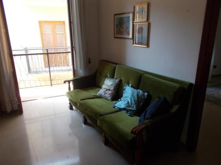 Image No.22-5 Bed House for sale