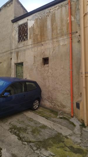 Image No.2-3 Bed House for sale