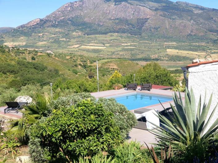 Image No.43-3 Bed Villa for sale