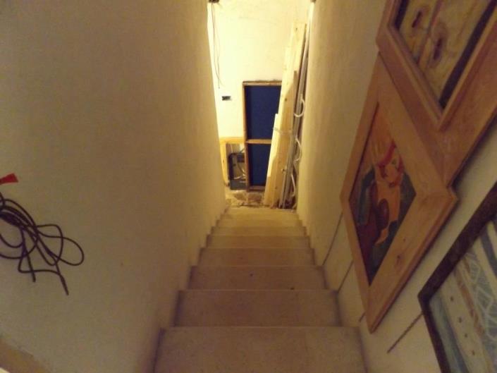 Image No.20-2 Bed Townhouse for sale