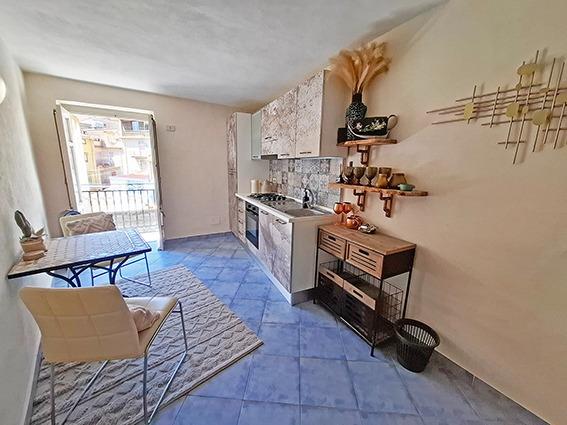 Image No.19-2 Bed House for sale