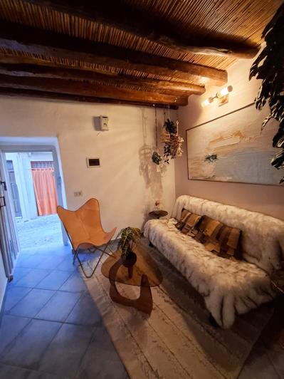 Image No.22-2 Bed House for sale