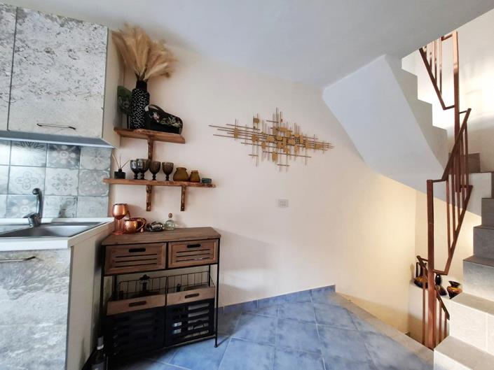 Image No.33-2 Bed House for sale