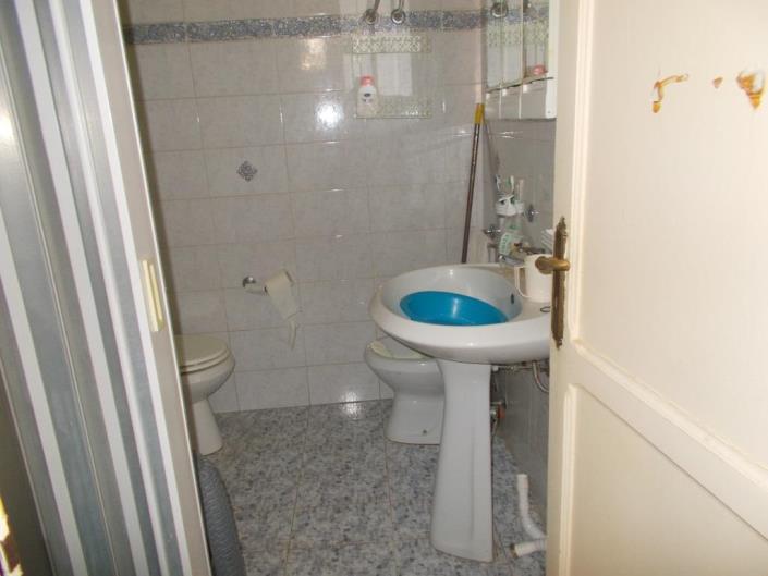 Image No.7-2 Bed House for sale