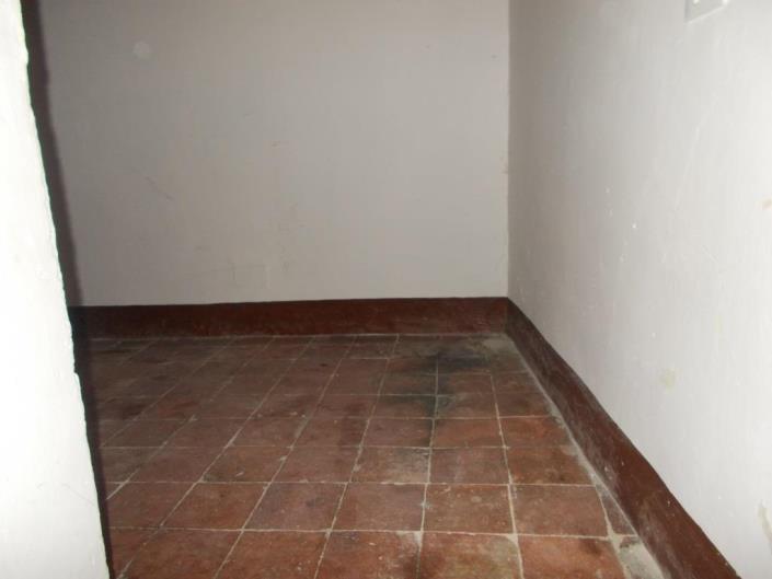 Image No.17-2 Bed House for sale