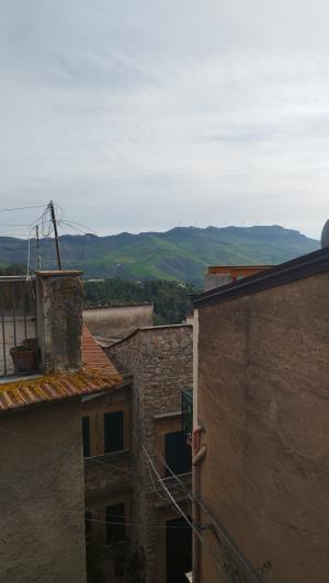 Image No.11-3 Bed House for sale