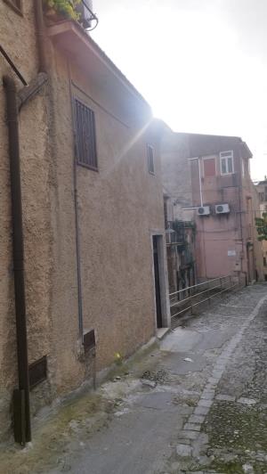 Image No.26-3 Bed House for sale