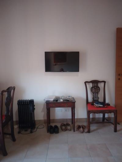 Image No.8-2 Bed Townhouse for sale