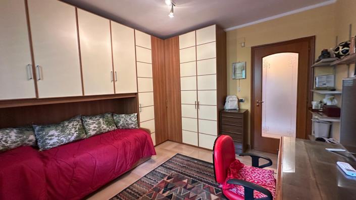 Image No.2-4 Bed Villa for sale