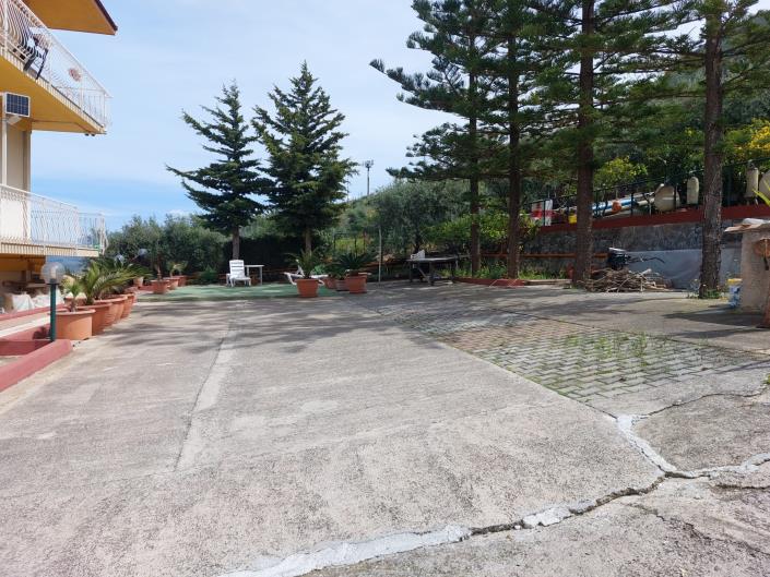 Image No.54-4 Bed Villa for sale