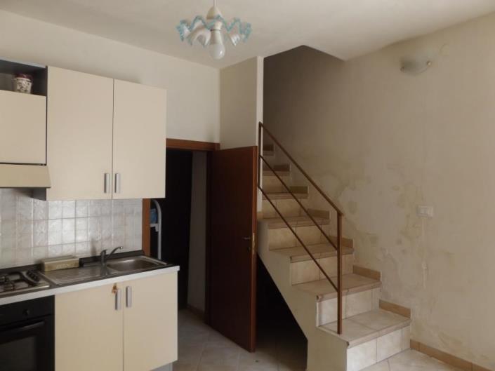 Image No.10-2 Bed Townhouse for sale