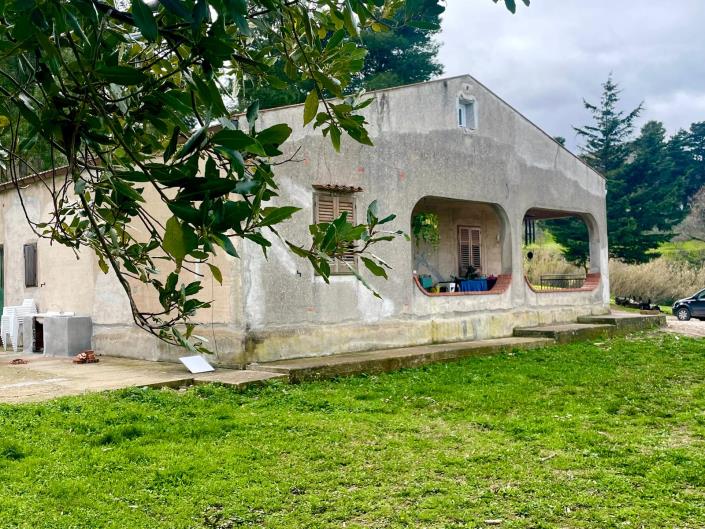Image No.4-5 Bed Villa for sale