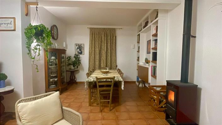 Image No.42-5 Bed Villa for sale