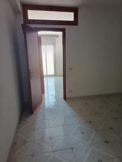 Image No.34-4 Bed Townhouse for sale