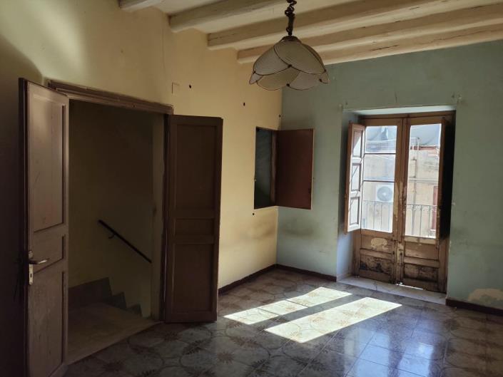 Image No.23-2 Bed House for sale