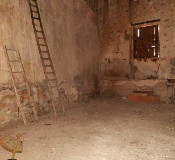 Image No.8-4 Bed House for sale