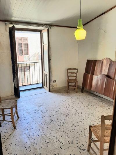 Image No.32-4 Bed House for sale
