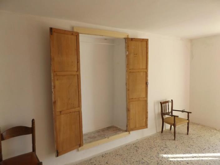 Image No.15-3 Bed House for sale