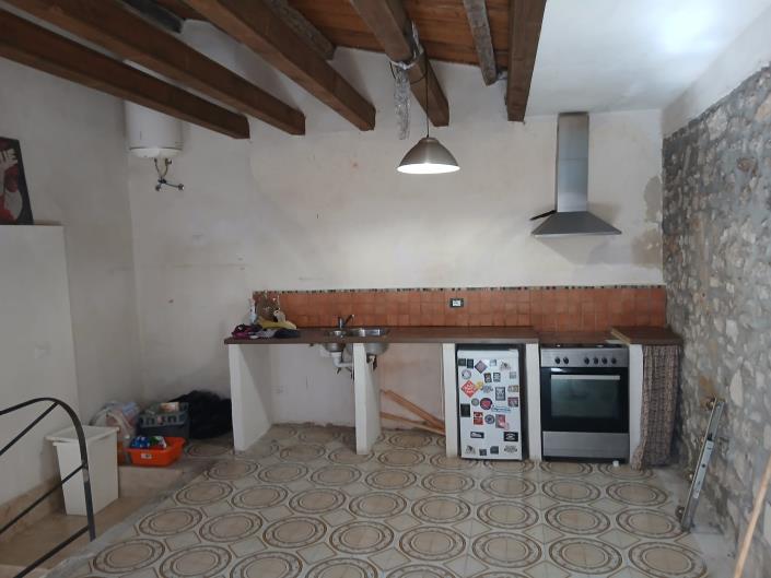 Image No.12-1 Bed House for sale