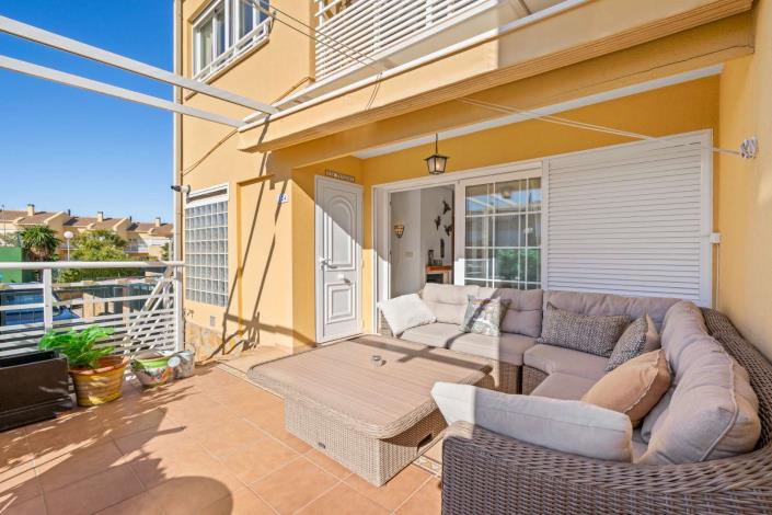 Image No.10-3 Bed Townhouse for sale